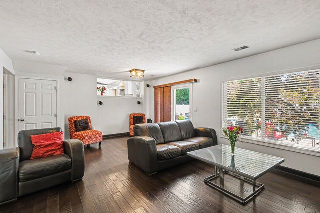 6630 Cannon Farms Drive NE, Rockford, MI 49341