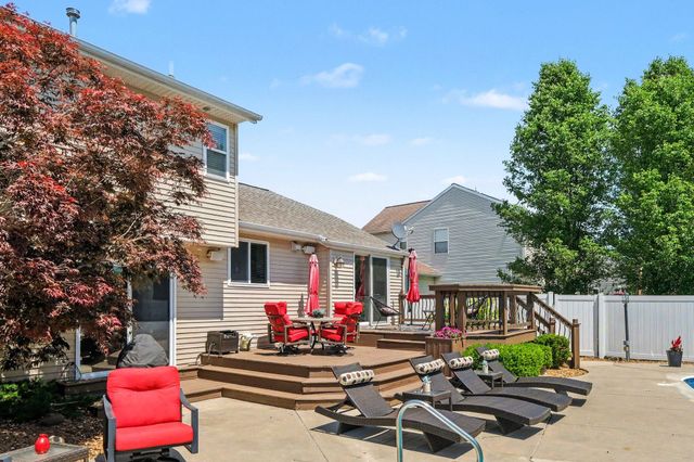 6630 Cannon Farms Drive NE, Rockford, MI 49341