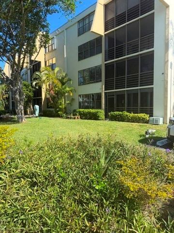 20381 NE 30th Ave 118-7, Aventura, FL 33180