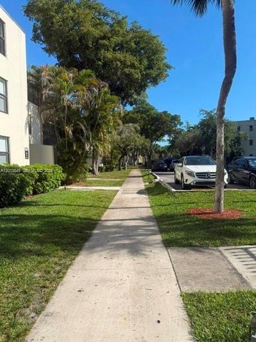 20381 NE 30th Ave 118-7, Aventura, FL 33180