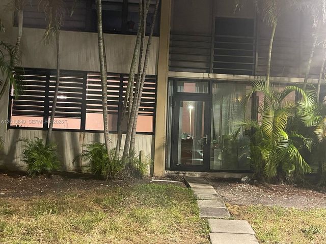 20381 NE 30th Ave 118-7, Aventura, FL 33180