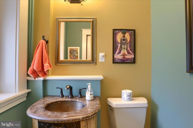 616 W MAIN ST, Mechanicsburg, PA 17055