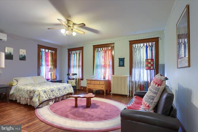 616 W MAIN ST, Mechanicsburg, PA 17055