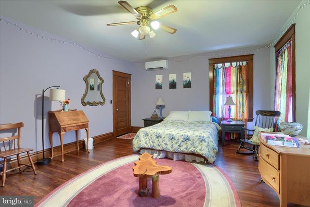 616 W MAIN ST, Mechanicsburg, PA 17055