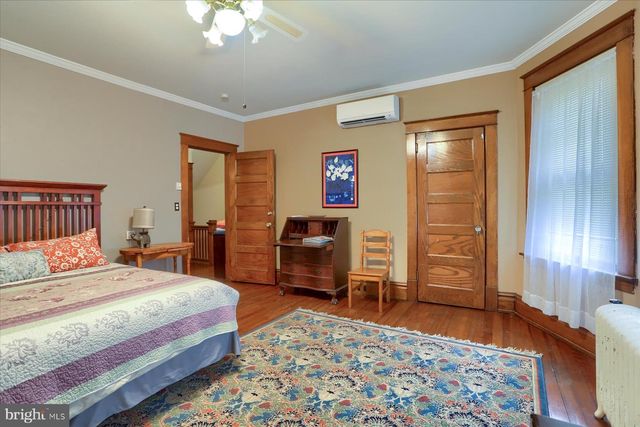 616 W MAIN ST, Mechanicsburg, PA 17055
