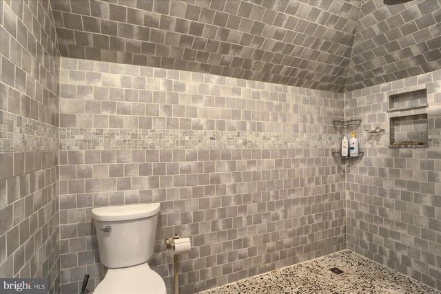 616 W MAIN ST, Mechanicsburg, PA 17055