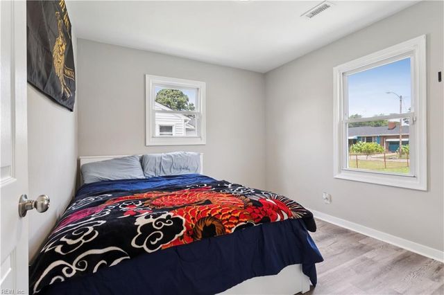 209 Woodstock ST, Portsmouth, VA 23701