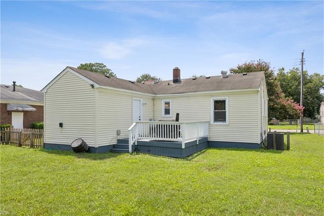 209 Woodstock ST, Portsmouth, VA 23701