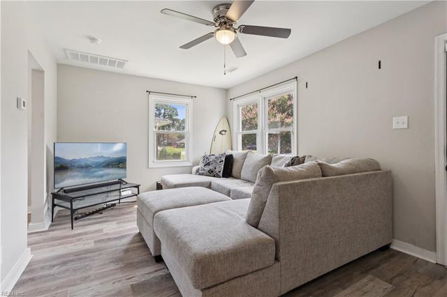 209 Woodstock ST, Portsmouth, VA 23701