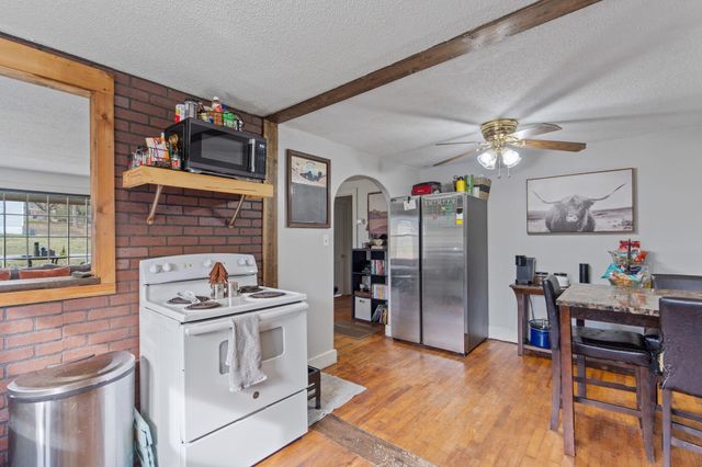 910 NW Georgetown Road, NW, Cleveland, TN 37311