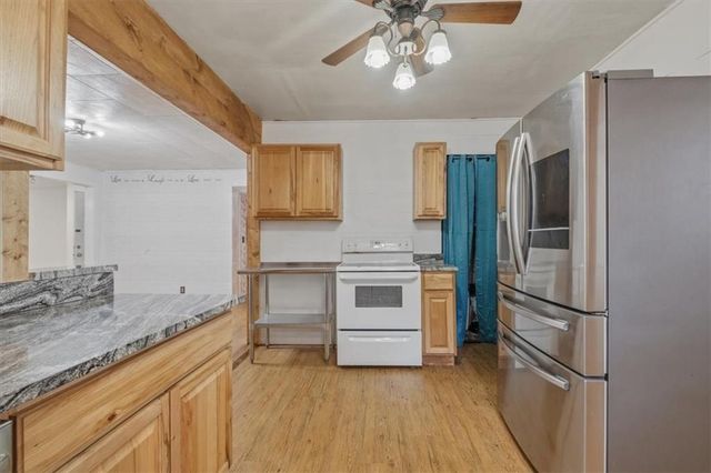 1491 Booze Mountain SE Road, Silver Creek, GA 30173