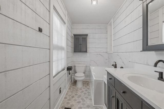 1491 Booze Mountain SE Road, Silver Creek, GA 30173