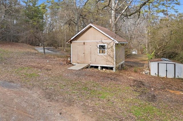 1491 Booze Mountain SE Road, Silver Creek, GA 30173