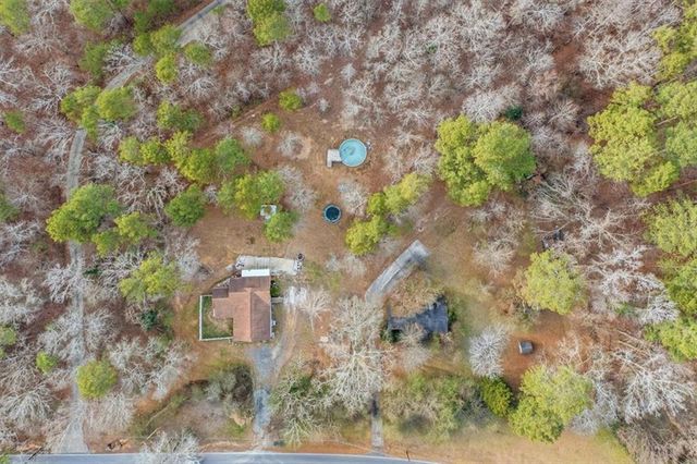 1491 Booze Mountain SE Road, Silver Creek, GA 30173