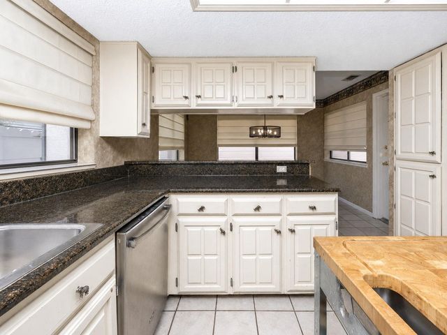 3479 Wellsprings Drive, San Antonio, TX 78230