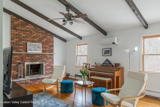 1 Stone Ridge Court, Woodstock, NY 12498