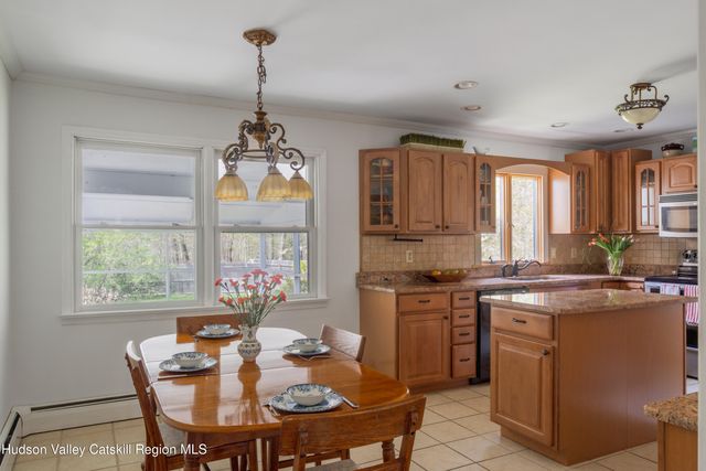 1 Stone Ridge Court, Woodstock, NY 12498