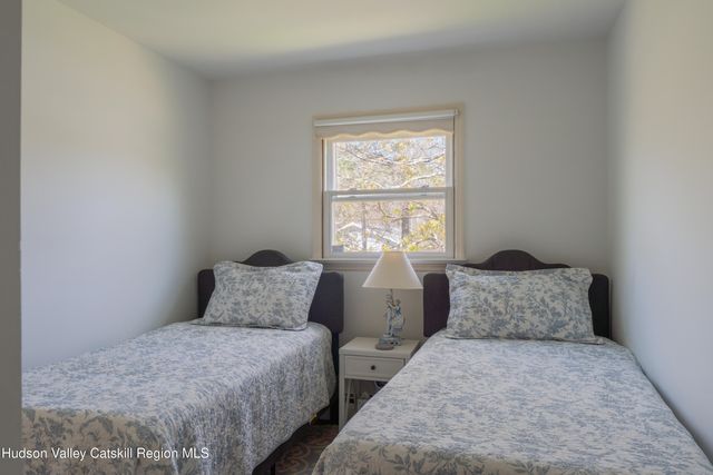 1 Stone Ridge Court, Woodstock, NY 12498