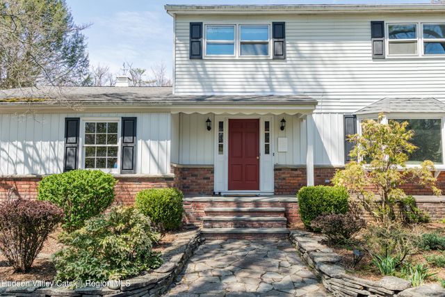 1 Stone Ridge Court, Woodstock, NY 12498