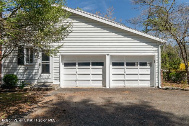 1 Stone Ridge Court, Woodstock, NY 12498