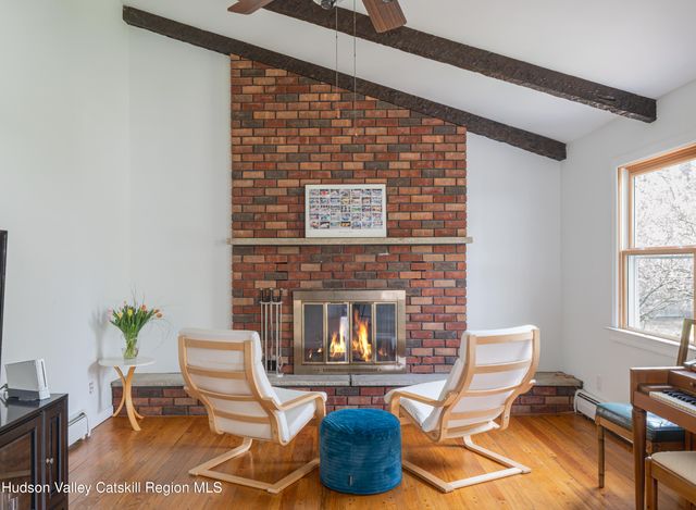 1 Stone Ridge Court, Woodstock, NY 12498