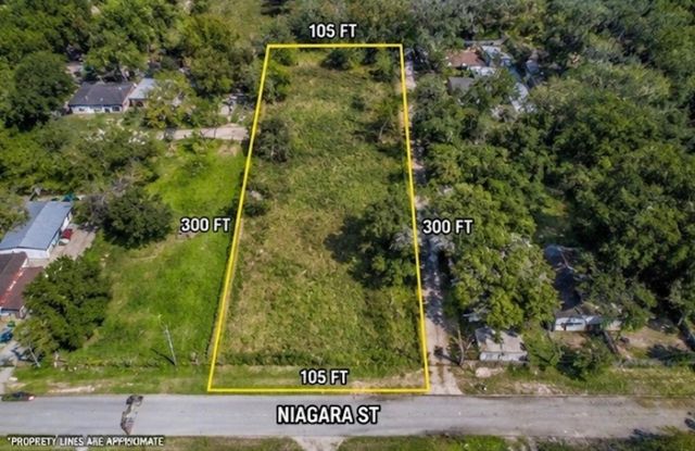 1031 Niagara Street, Houston, TX 77051