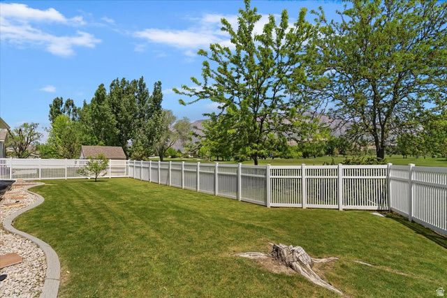3524 N 3000 W, Farr West, UT 84404