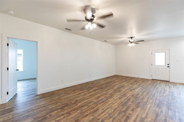 8009 SAWDUST, Abilene, TX 79602
