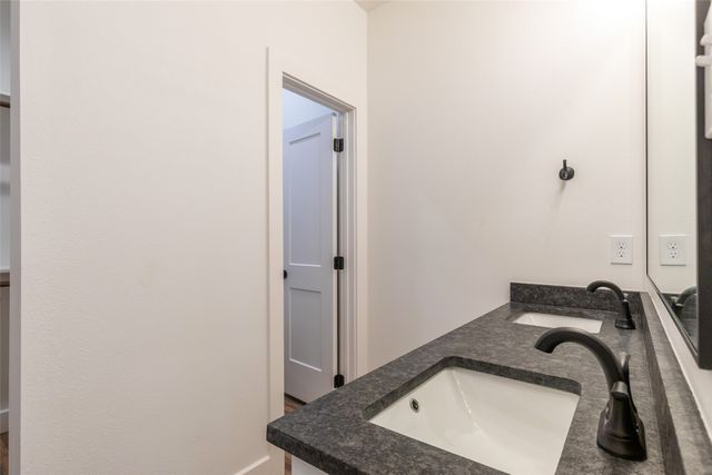 8009 SAWDUST, Abilene, TX 79602