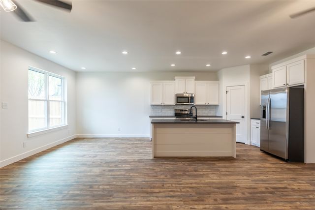 8009 SAWDUST, Abilene, TX 79602