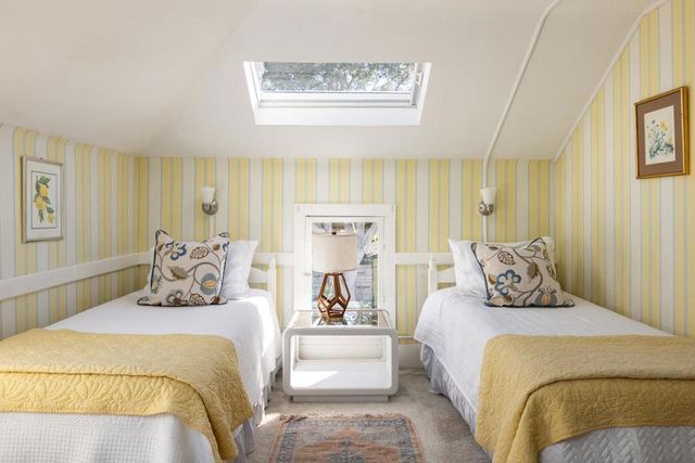 226 Willow Street, Pacific Grove, CA 93950