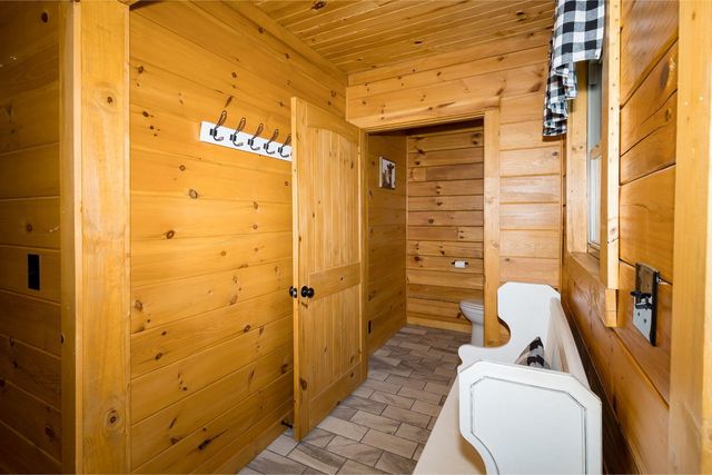 486 Old State Road, Wellington, KY 40387