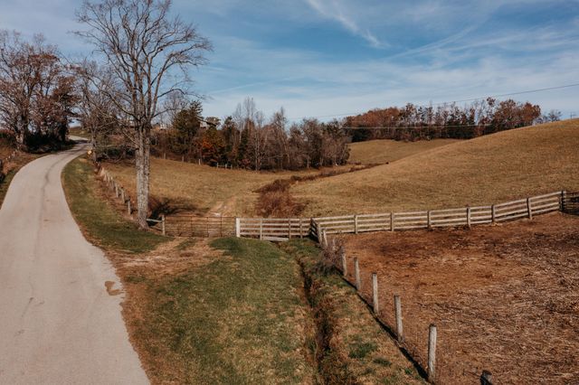 486 Old State Road, Wellington, KY 40387