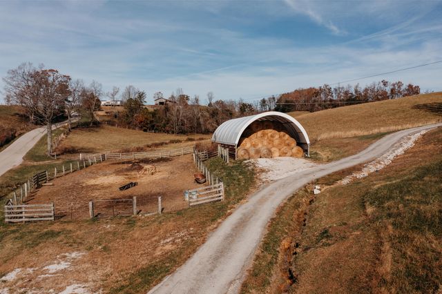 486 Old State Road, Wellington, KY 40387