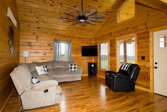 486 Old State Road, Wellington, KY 40387