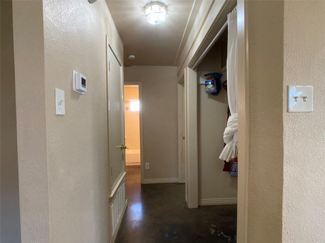 1009 Grey Castle DR, Pflugerville, TX 78660