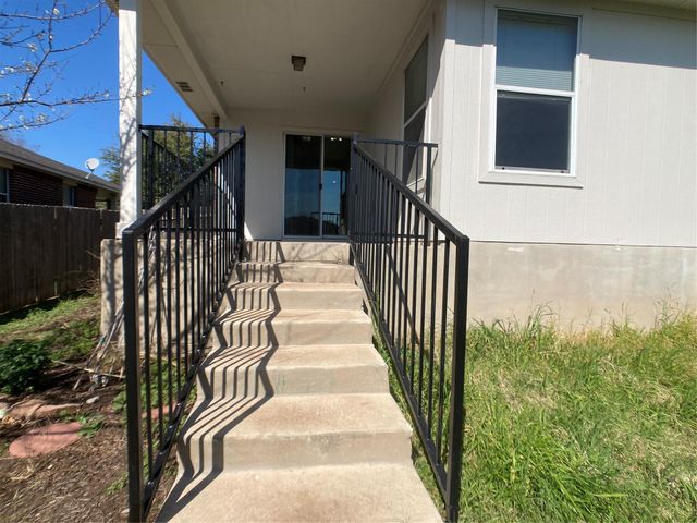 1009 Grey Castle DR, Pflugerville, TX 78660