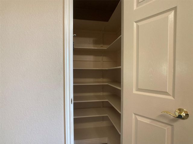 1009 Grey Castle DR, Pflugerville, TX 78660