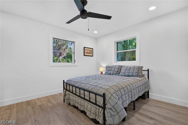 3628 Tropical Point DR, St James City, FL 33956