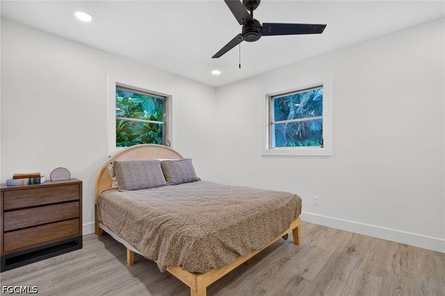 3628 Tropical Point DR, St James City, FL 33956