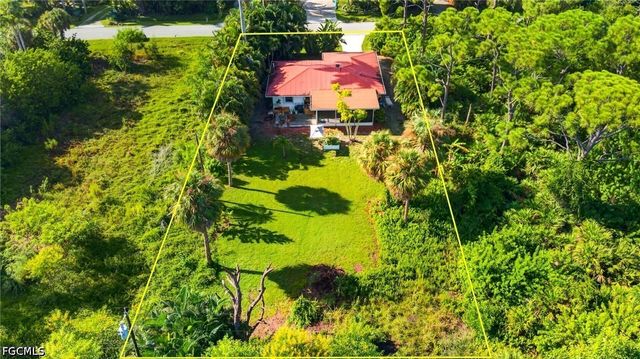 3628 Tropical Point DR, St James City, FL 33956