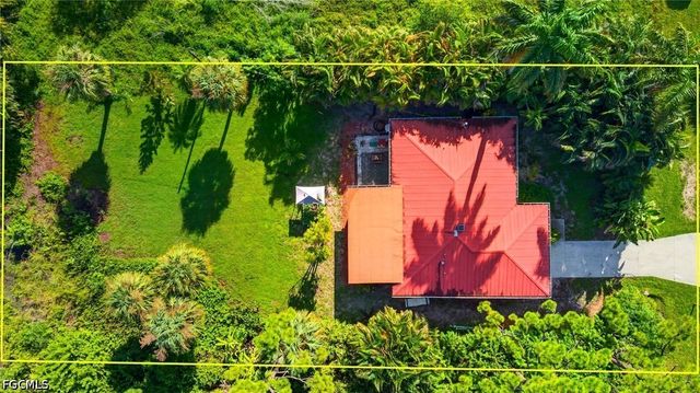 3628 Tropical Point DR, St James City, FL 33956