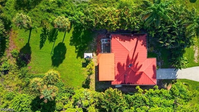 3628 Tropical Point DR, St James City, FL 33956