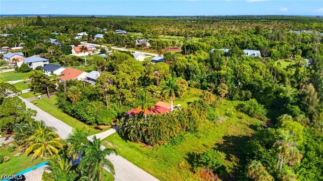 3628 Tropical Point DR, St James City, FL 33956