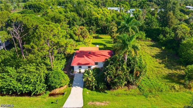 3628 Tropical Point DR, St James City, FL 33956