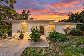 3628 Tropical Point DR, St James City, FL 33956