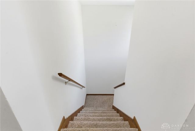 1562 Alameda Drive, Xenia, OH 45385