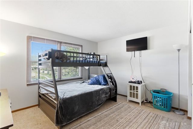 1562 Alameda Drive, Xenia, OH 45385