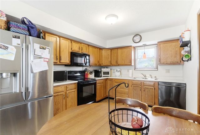 1562 Alameda Drive, Xenia, OH 45385