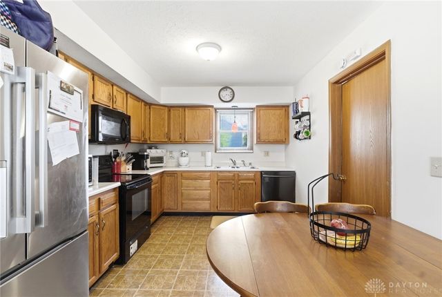 1562 Alameda Drive, Xenia, OH 45385